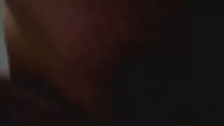 Lippy ir busty brune ...