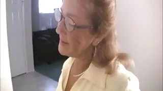 Bjauri jauna blondin ...