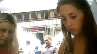 Plaukuotas vyras fuc ...