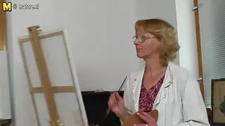Gudri MILF suvilioja ...