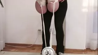 Jaunos merginos su t ...