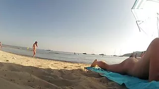 Plikgalvis berniukas ...