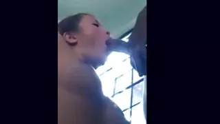 Mergina davė blowjob ...