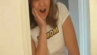 Liesa brunetė suplėš ...