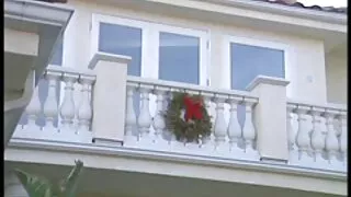 Vaikinas nusimetė šv ...