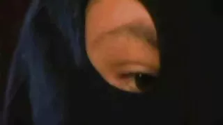Brunetė po švelnaus  ...